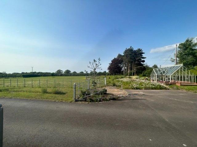 The Hayloft - Cheshire Villa Crewe Exterior photo