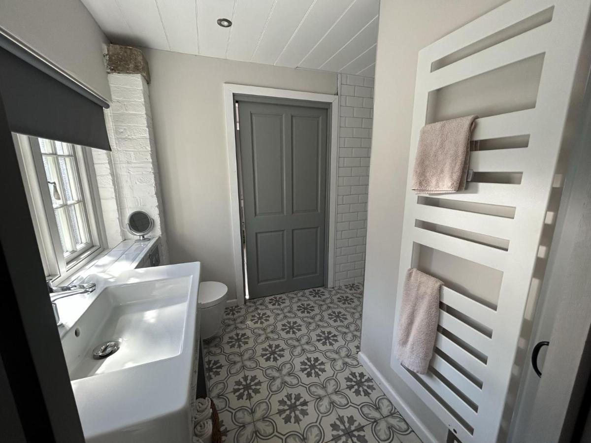 The Hayloft - Cheshire Villa Crewe Exterior photo